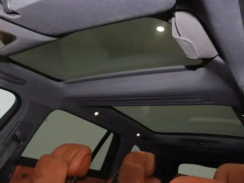 2025 Aito M8 с пробегом 15 600 км