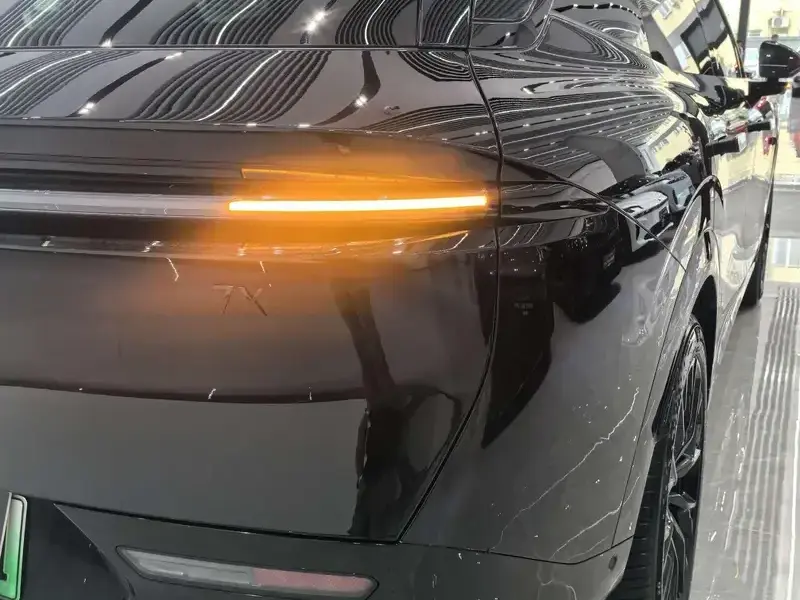 2025 Zeekr 7X с пробегом 45 000 км