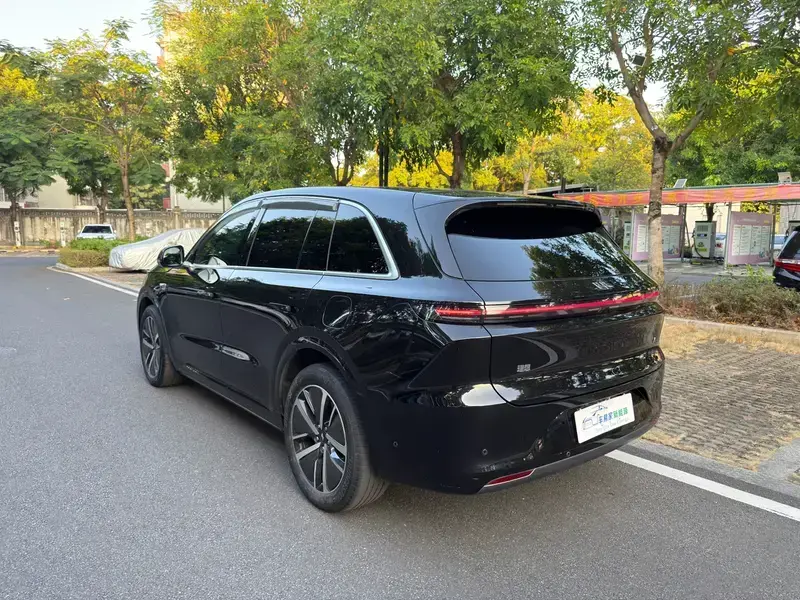 2024 Li Auto (Lixiang) L6 с пробегом 63 000 км