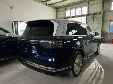 2026 Aito M9 с пробегом 100 км