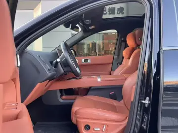 2024 Li Auto (Lixiang) L6 с пробегом 82 000 км