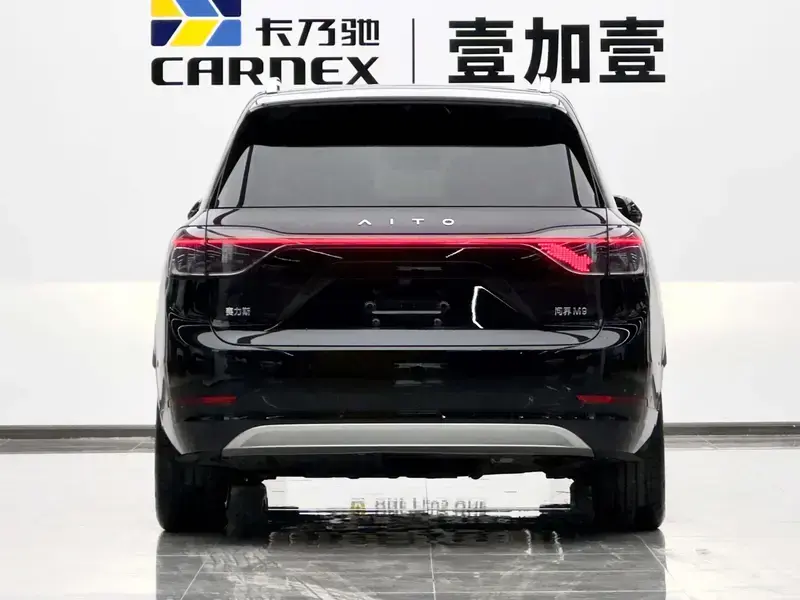 2024 Aito M9 с пробегом 37 800 км