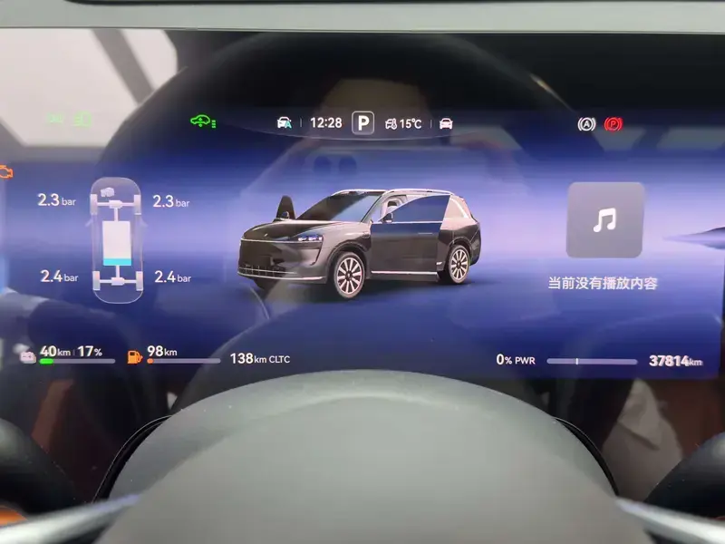 2024 Aito M9 с пробегом 37 800 км
