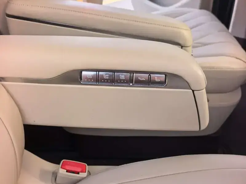 2024 Aito M9 с пробегом 34 000 км