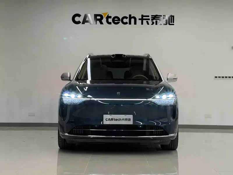 2024 Aito M9 с пробегом 35 500 км