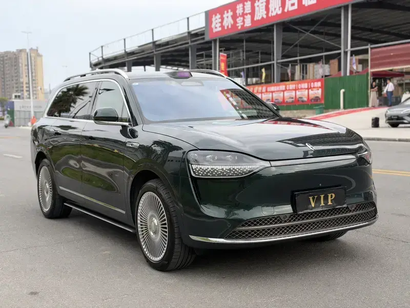 2024 Aito M9 с пробегом 56 000 км