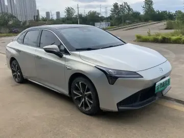 2021 Aion S с пробегом 126 800 км