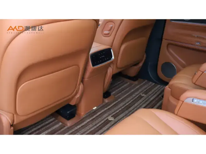 2024 Aito M9 с пробегом 23 600 км