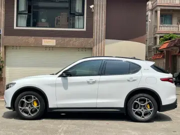 2020 Alfa Romeo Stelvio с пробегом 130 000 км