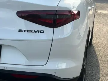 2020 Alfa Romeo Stelvio с пробегом 61 000 км