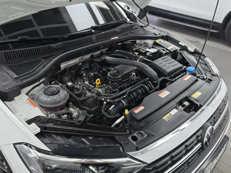 2023 Volkswagen Jetta с пробегом 25 493 км