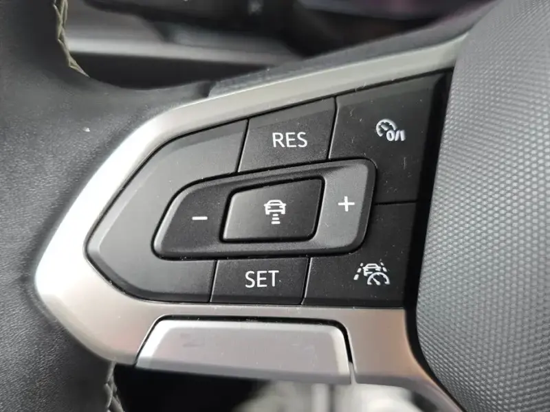 2023 Volkswagen Jetta с пробегом 25 493 км