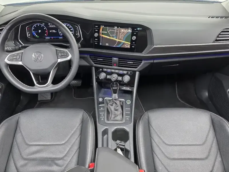 2023 Volkswagen Jetta с пробегом 20 568 км