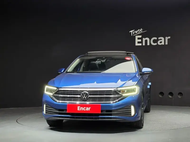 2023 Volkswagen Jetta с пробегом 26 206 км