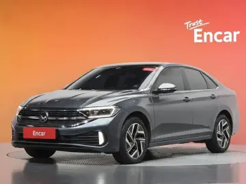 2023 Volkswagen Jetta с пробегом 15 393 км