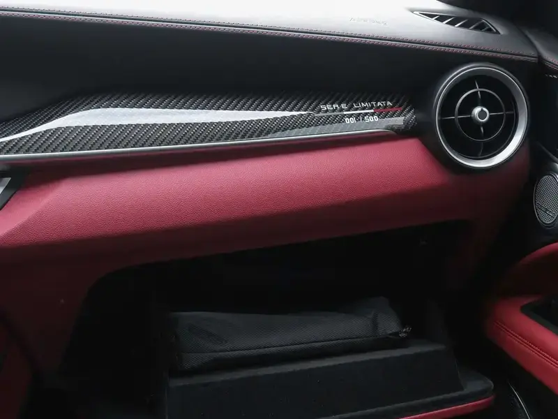 2021 Alfa Romeo Stelvio с пробегом 31 800 км
