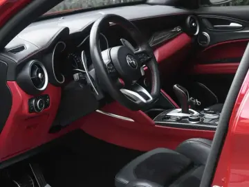 2021 Alfa Romeo Stelvio с пробегом 31 800 км