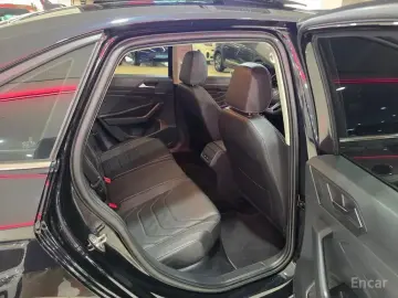 2022 Volkswagen Jetta с пробегом 55 636 км