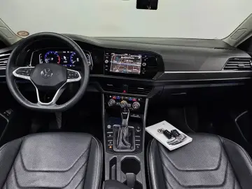 2022 Volkswagen Jetta с пробегом 51 306 км