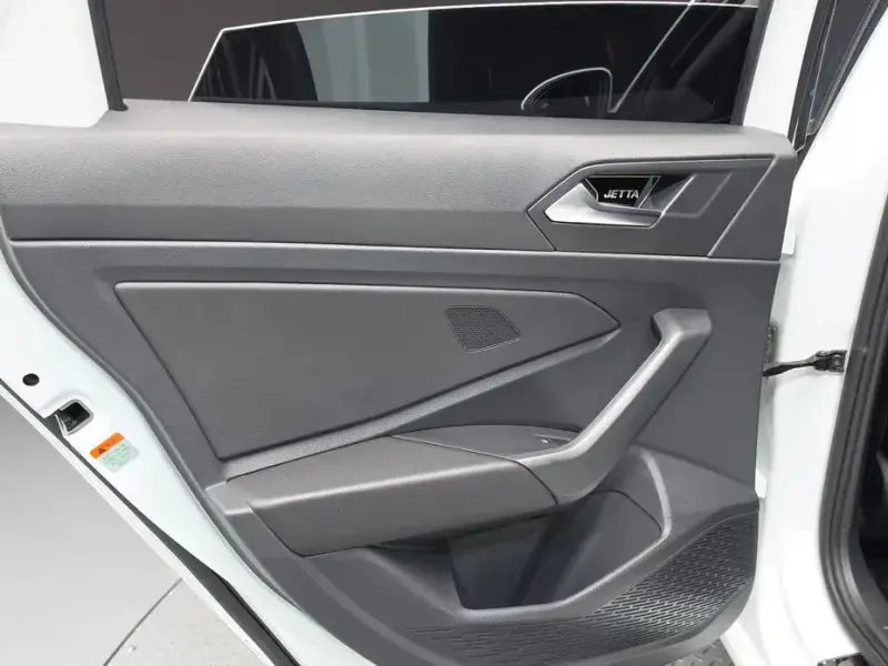 2024 Volkswagen Jetta с пробегом 11 745 км