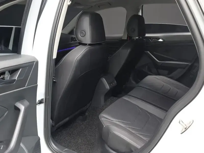 2024 Volkswagen Jetta с пробегом 11 745 км