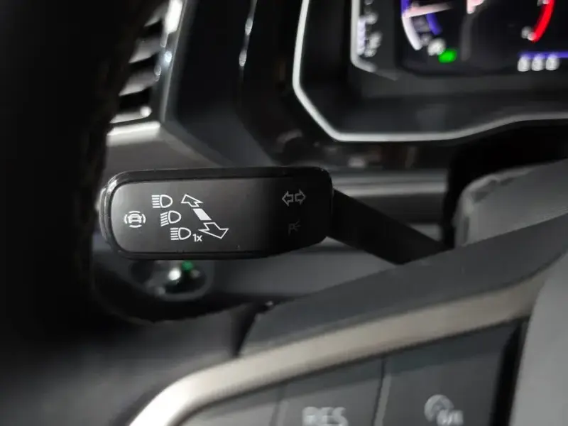 2024 Volkswagen Jetta с пробегом 11 745 км