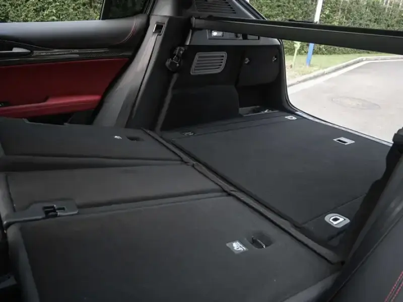 2021 Alfa Romeo Stelvio с пробегом 31 800 км