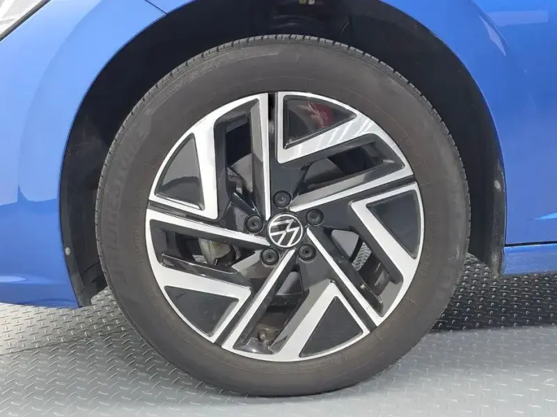 2023 Volkswagen Jetta с пробегом 15 538 км