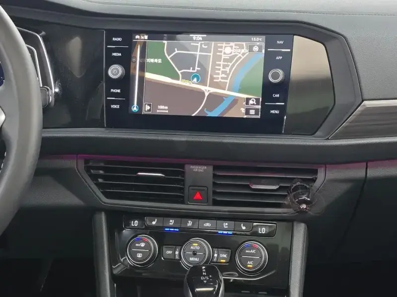 2024 Volkswagen Jetta с пробегом 5 944 км