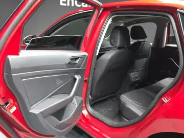 2024 Volkswagen Jetta с пробегом 28 233 км