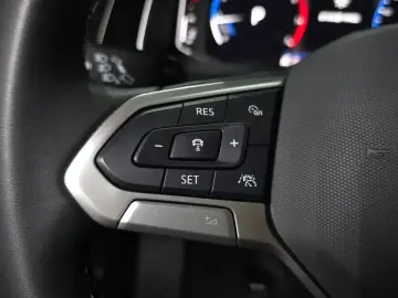2024 Volkswagen Jetta с пробегом 28 233 км