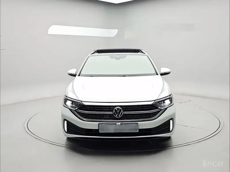 2023 Volkswagen Jetta с пробегом 29 381 км
