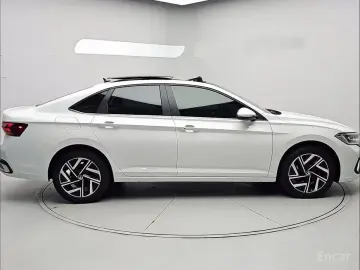 2023 Volkswagen Jetta с пробегом 29 381 км