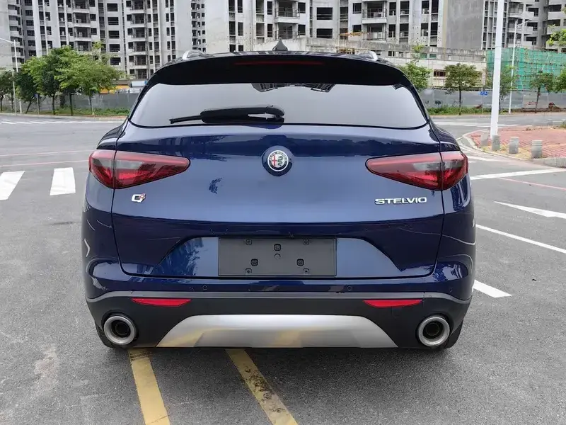 2021 Alfa Romeo Stelvio с пробегом 80 000 км