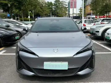 2025 Arcfox Alpha S5 с пробегом 123 000 км
