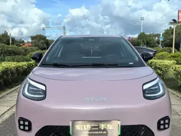 2025 Aion UT с пробегом 12 000 км