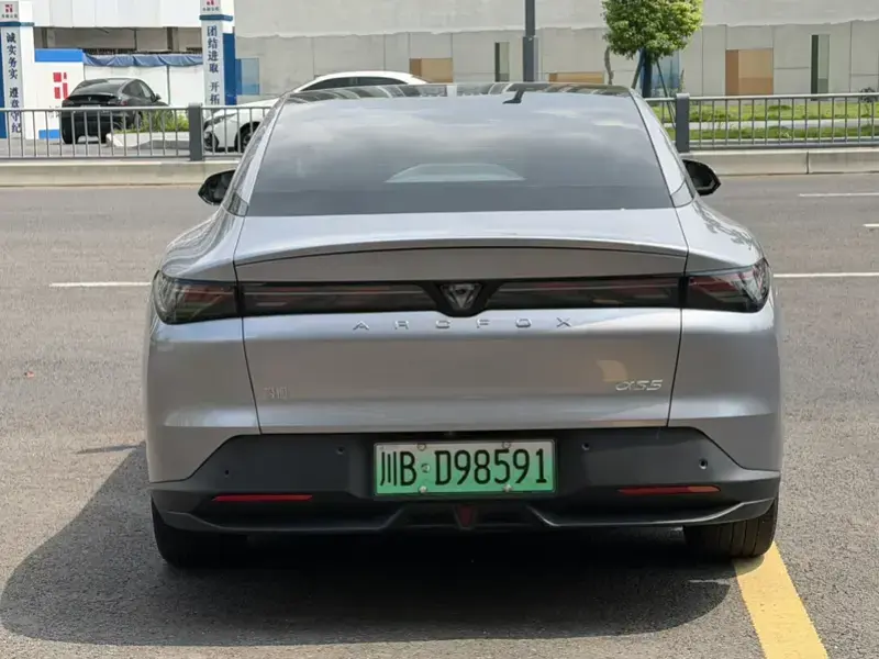 2024 Arcfox Alpha S5 с пробегом 31 000 км