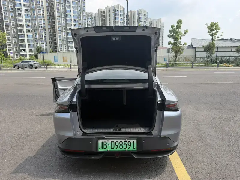 2024 Arcfox Alpha S5 с пробегом 31 000 км