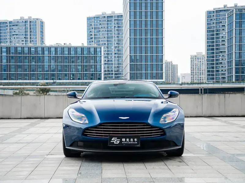 2019 Aston Martin DB11 с пробегом 22 000 км