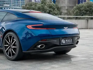 2019 Aston Martin DB11 с пробегом 22 000 км