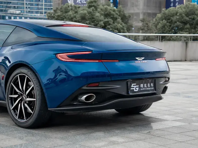 2019 Aston Martin DB11 с пробегом 22 000 км