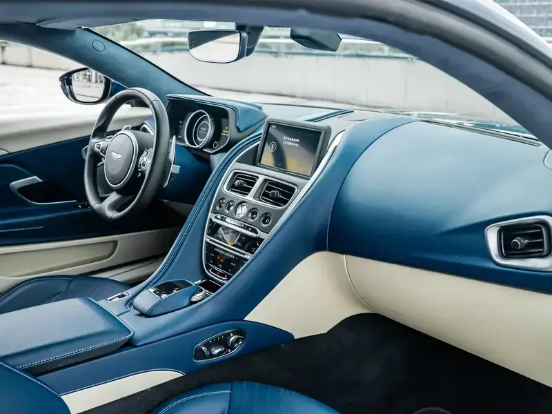 2019 Aston Martin DB11 с пробегом 22 000 км