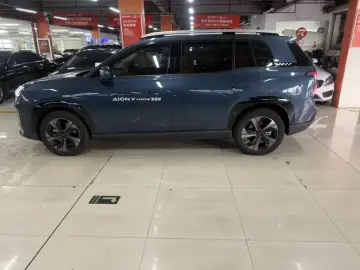 2026 Aion V с пробегом 17 000 км