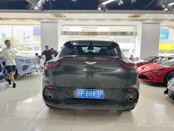 2024 Aston Martin DBX с пробегом 26 000 км