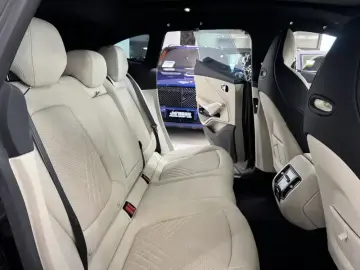 2024 Aston Martin DBX с пробегом 26 000 км
