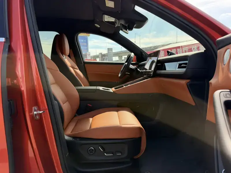 2026 Aito M6 с пробегом 6 200 км