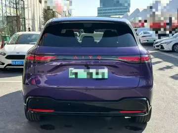 2026 Aito M6 с пробегом 5 000 км