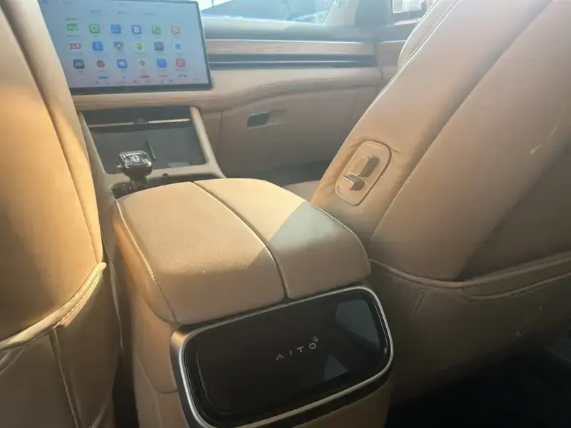 2024 Aito M7 с пробегом 94 000 км