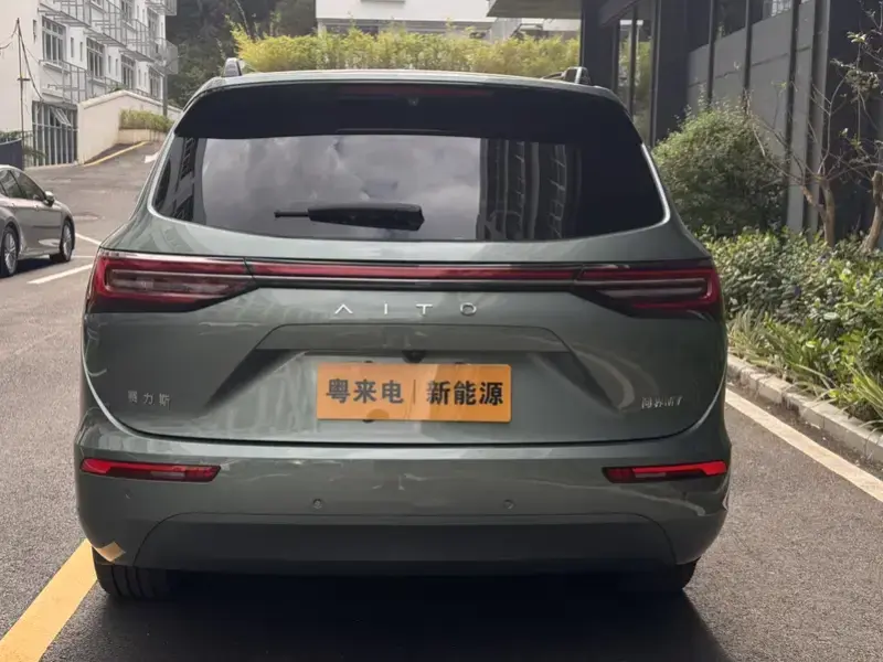 2024 Aito M7 с пробегом 104 000 км