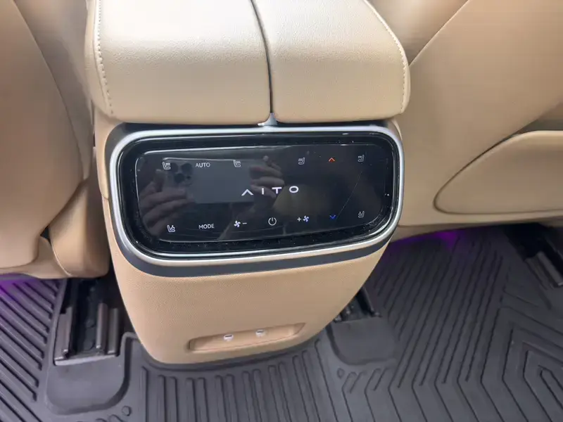 2024 Aito M7 с пробегом 104 000 км